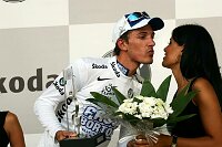 2. Etappe Challans - Les Essarts
Fabian Cancellara im wei�en Trikot, Fassa Bortolo

[� by J�rgen Burkhardt, B�renhofstra�e 25, 70771 Leinfelden-Echterdingen. Telefon 0711/791424, Fax 0711/791437.Postbank Stuttgart(BLZ 600 100 70) Konto 234130-708) www.radsportfoto.de. Bitte zwei Belegexemplare zusenden. Nutzung ist honorarpflichtig gemaess MFM zzgl. 16% MWSt. Drittrechte sind nicht geklaert. NO MODEL RELEASE. Jede Weitergabe dieses Materials an Dritte ohne ausdrueckliche Genehmigung ist untersagt.]

