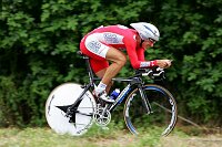 1. Etappe, Einzelzeitfahren Fromentine - Noirmoutier, 19 km
Fabian Cancellara, Fassa Bortolo
[� by J�rgen Burkhardt, B�renhofstra�e 25, 70771 Leinfelden-Echterdingen. Telefon 0711/791424, Fax 0711/791437.Postbank Stuttgart(BLZ 600 100 70) Konto 234130-708) www.radsportfoto.de. Bitte zwei Belegexemplare zusenden. Nutzung ist honorarpflichtig gemaess MFM zzgl. 16% MWSt. Drittrechte sind nicht geklaert. NO MODEL RELEASE. Jede Weitergabe dieses Materials an Dritte ohne ausdrueckliche Genehmigung ist untersagt.]

