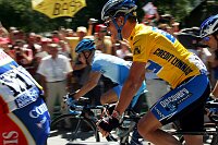 12. Etappe Briancon - Digne-les-Bains
Lance Armstrong beim Start in Briancon
[� by J�rgen Burkhardt, B�renhofstra�e 25, 70771 Leinfelden-Echterdingen. Telefon 0711/791424, Fax 0711/791437.Postbank Stuttgart(BLZ 600 100 70) Konto 234130-708) www.radsportfoto.de. Bitte zwei Belegexemplare zusenden. Nutzung ist honorarpflichtig gemaess MFM zzgl. 16% MWSt. Drittrechte sind nicht geklaert. NO MODEL RELEASE. Jede Weitergabe dieses Materials an Dritte ohne ausdrueckliche Genehmigung ist untersagt.]

